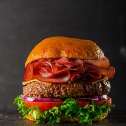 Beef burger with prosciutto